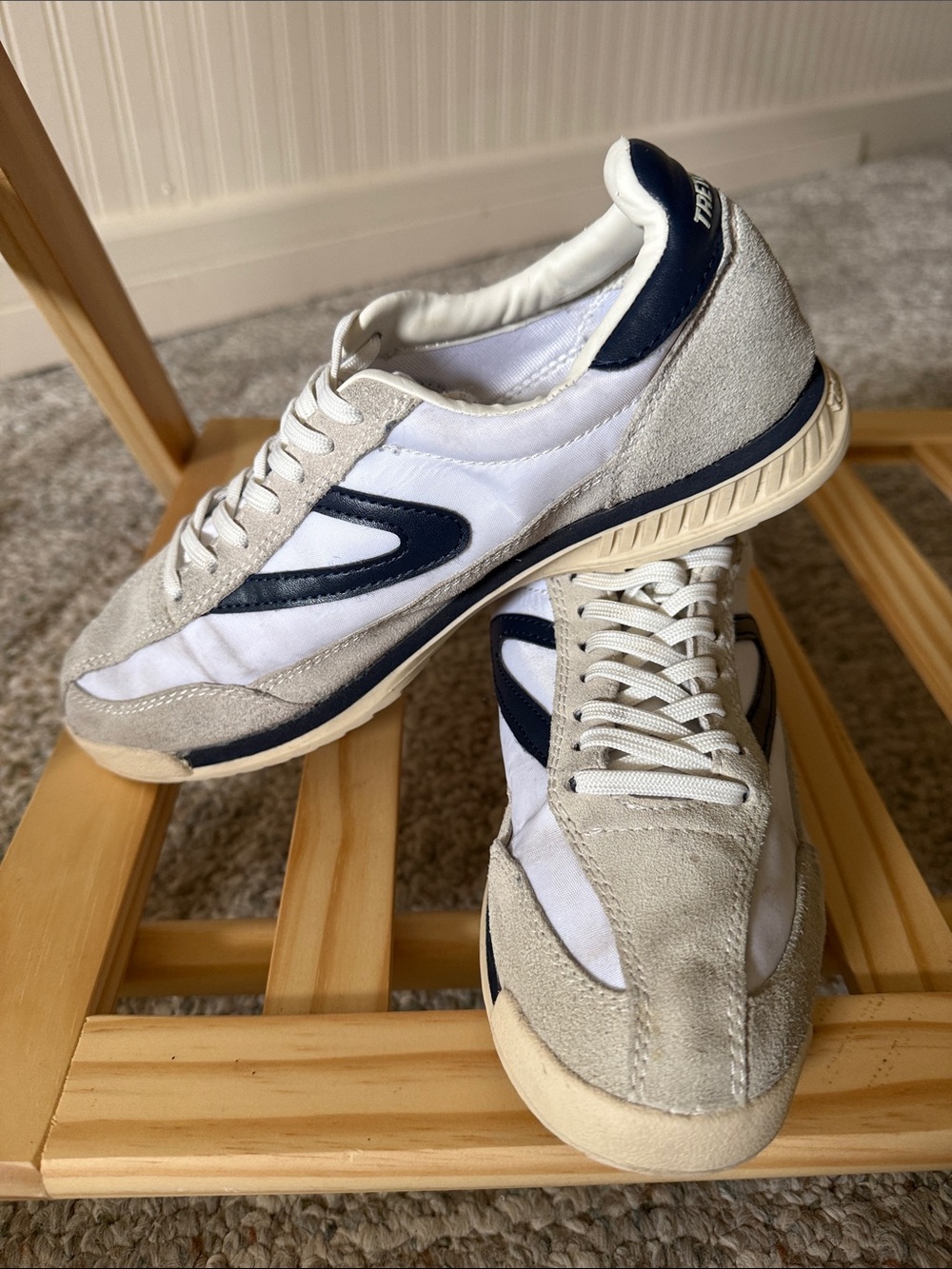 Tretorn Women’s Retro Runner Sneakers - White & Navy 7 Prefontaine